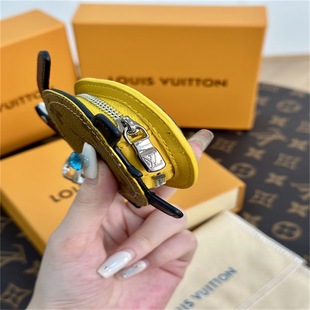 LV Turtle coin wallet - Picture 6 of 6